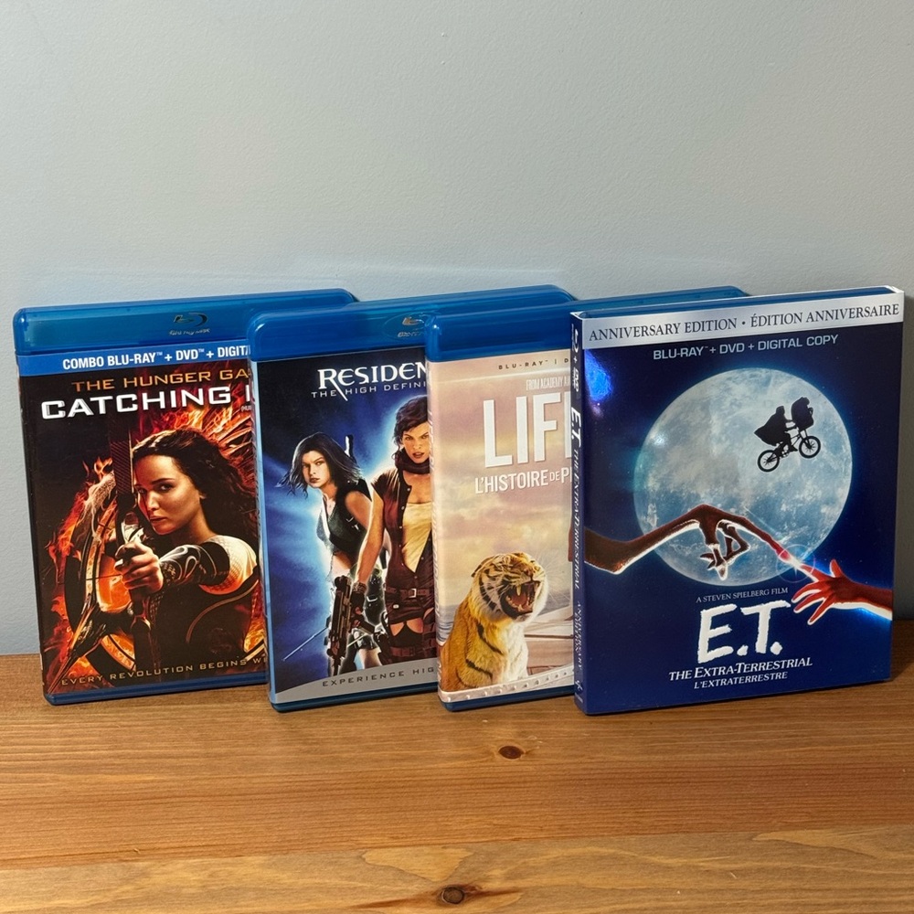 Blu-Ray Bundle: E.T., Life of Pi, Resident Evil, Hunger Games: Catching Fire